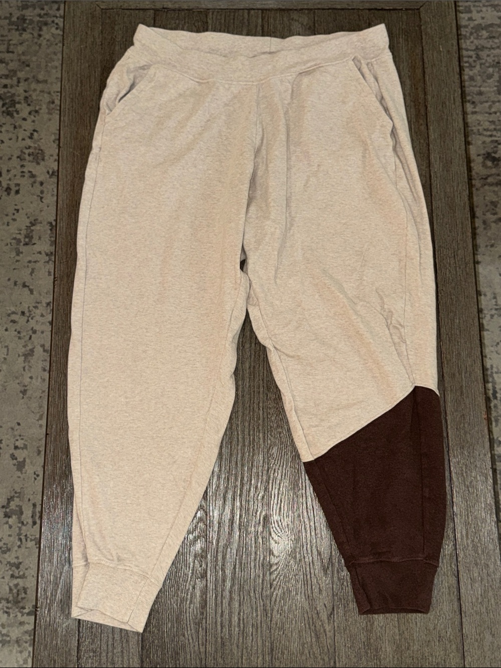 Pact Airplane Jogger Mahogany Wheat Heather
